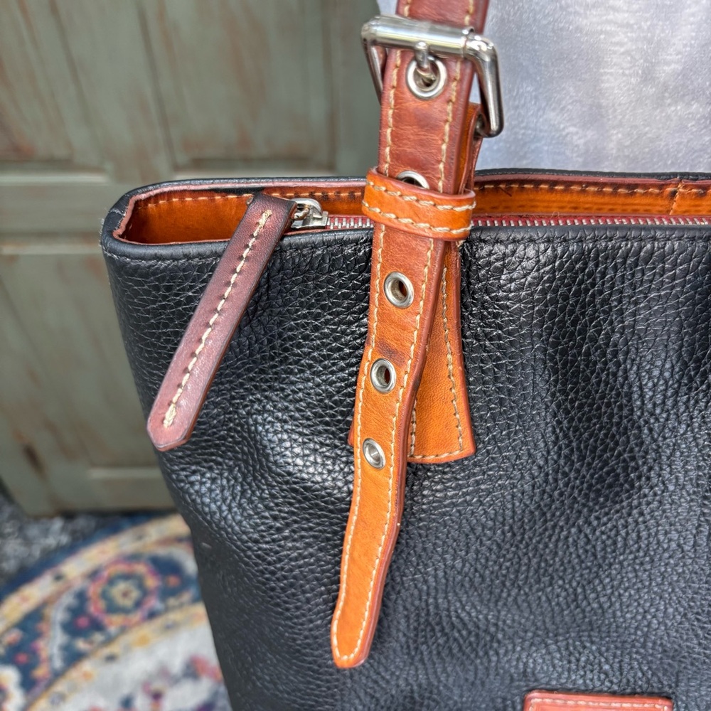 Dooney & Bourke Emily Shoulder Bag Black and Tan - Picture 4 of 16
